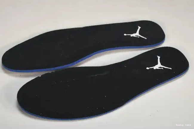 Cheap Husky Game Jordan 4 CT8527-018 Royal Black Retro 0517